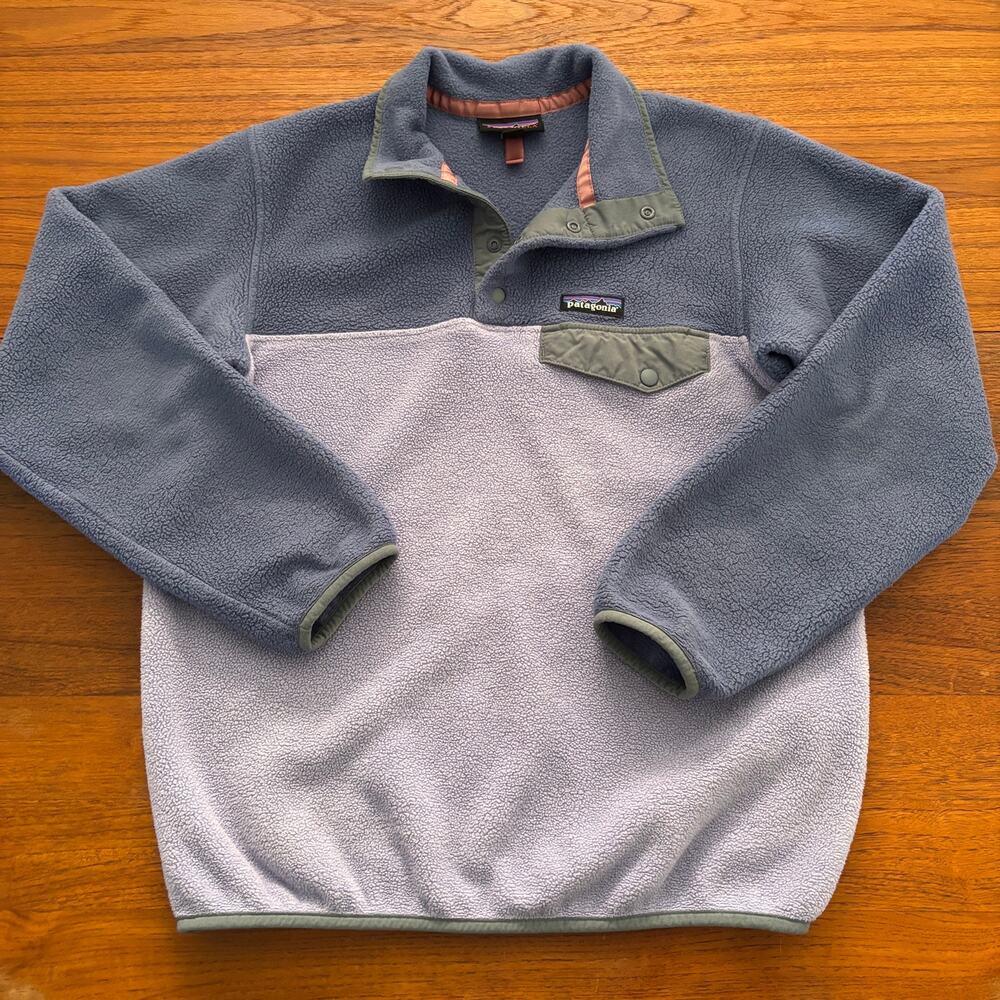 Patagonia Synchilla Women's Purple Pull Over Fleece XS